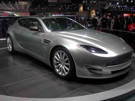 Der Aston-Martin Vantage Der Aston-Martin Vantage